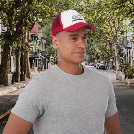 Caps