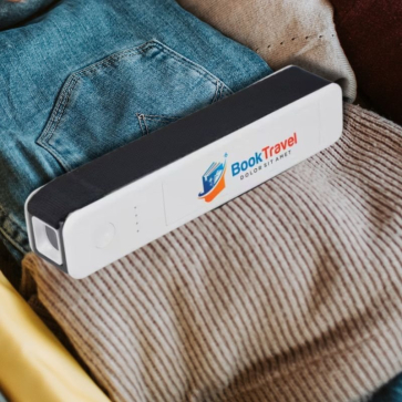 5-in-1 Travel Powerbank 2600 mAh - Lugage Scale - Flashlight - Ruler - Temperature Gauge