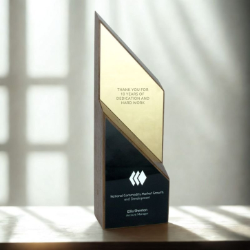 Real Wood Layered Peak Award