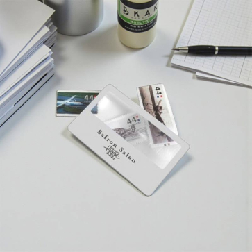 Card Magnifier