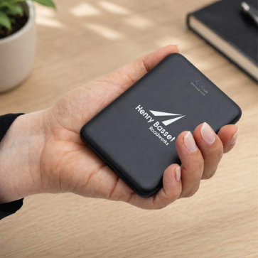 Magnetic 15W Wireless Semi Solid State Powerbank 5000 mAh