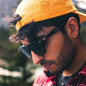 AI-Powered Audio Glasses with Translation Function
