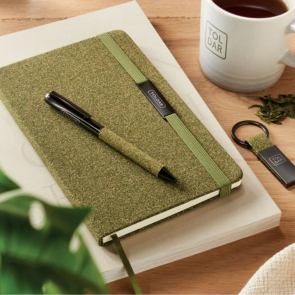 Notebook A5, Pen and Keyring Gift Set