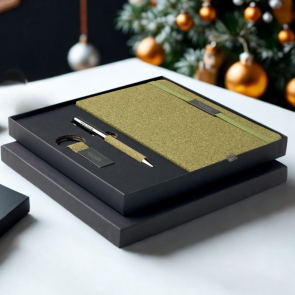 Notebook A5, Pen and Keyring Gift Set